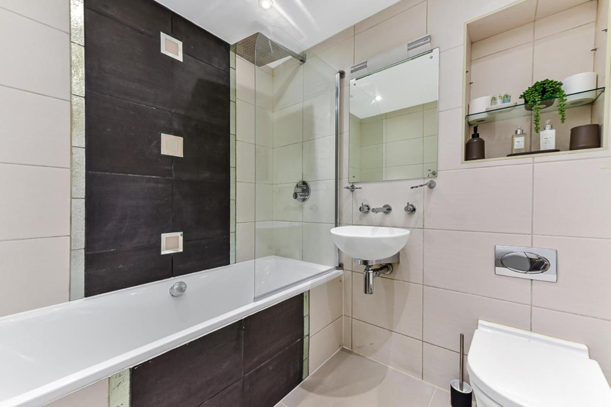Spacious Cosy 2 Bed Flat, Central Лондон Екстер'єр фото